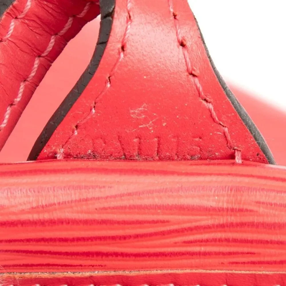 Louis Vuitton Epi Neverfull MM Tote